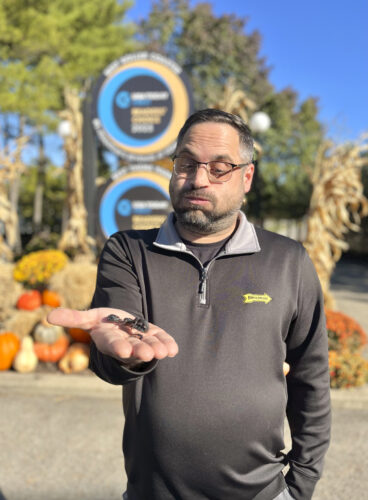 Kennywood Hosts Scorpion Eating Contest Saturday
